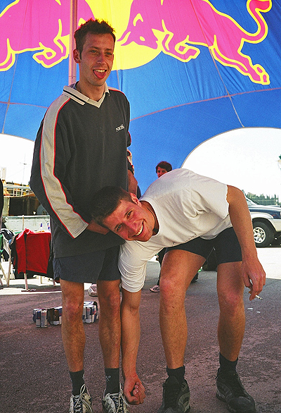 Njegova ruka ka Urhova noga - nije čudo da mu je uzor :-))) / Rovinj 2002.