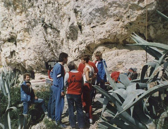 Matan daje interview ispod Anje