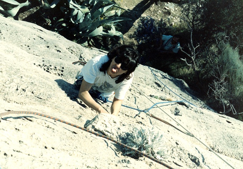 Stručno oko primjetit će da je Ane ušla u Kowappyja i onda priječila u Pimija u kojem je bija fiksiran statik za koji je prusikom postavila međuosiguranje.