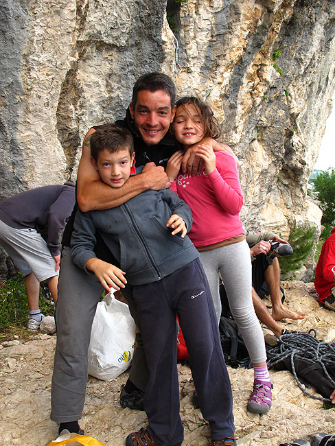 Dani sa mladom gerilom! U pozadini ultraklasik Skyhook - asu oćemo prolazak!