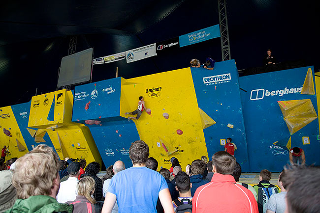 Zadnje natjecanje ovogodišnjeg boulder svjetskog kupa je krajem miseca u Muenchenu - trenutno vode Kilian i Chloe ali sve je u gusto...