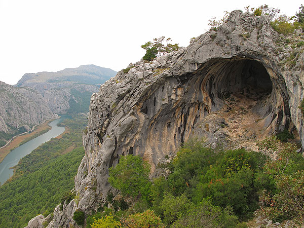 Iako dobro kamufliran, nije uspia pobić oštrom oku Marulovih Poskoka !!!