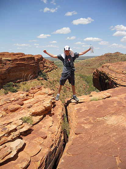 ...večeras ne spava !!!