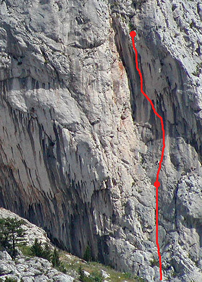 U sektoru koji je predvorje Velike rupe, a kojeg u šali nazivamo Bermudski trokut dogodilo se 40m intimnog kontakta sa Majkom !!!