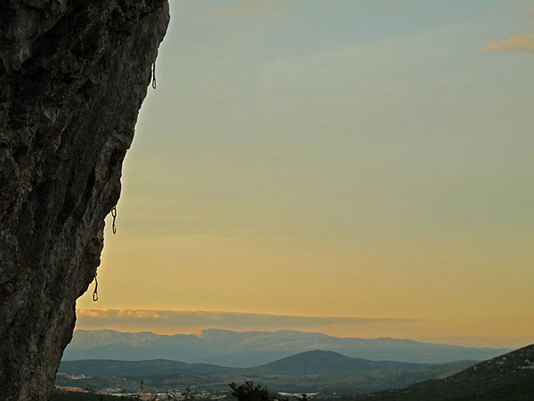 The quick snimljen u suton, čeka bolja vrimena!