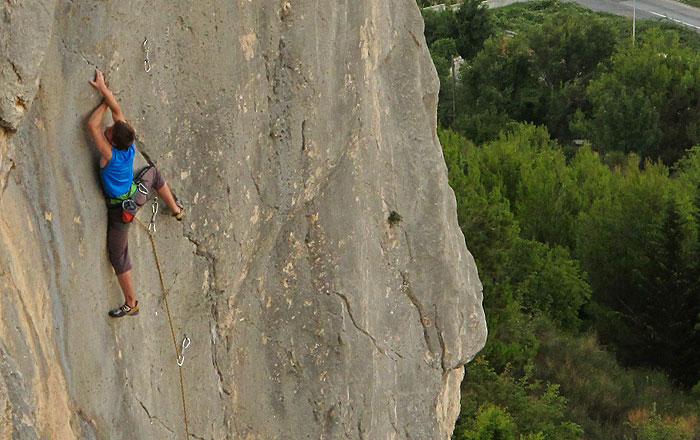 Marulov sin u atraktivnom križu...