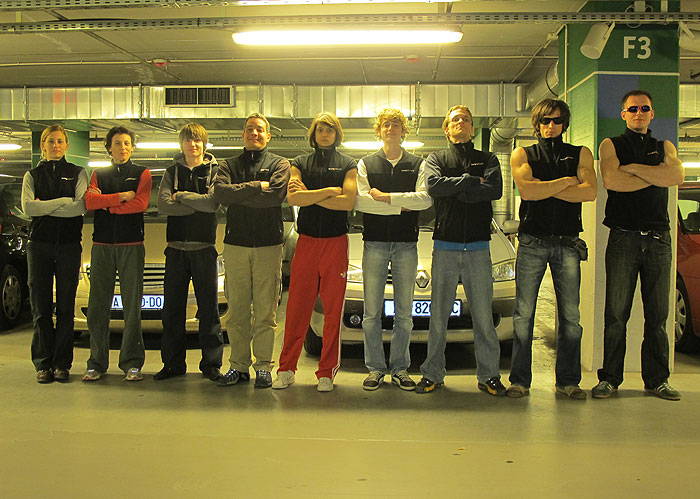 Avenue Mall podzemna 2011. team!