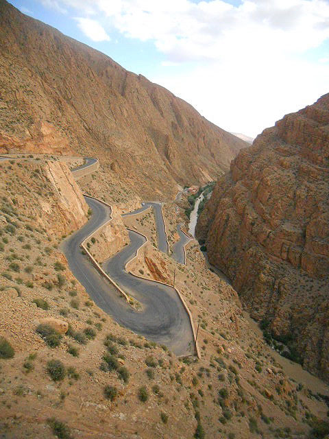 ... (podsjeća na ćoše iznad El Basana!)