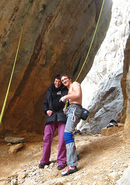 Clan of the cave fox u punom sastavu :-))) !