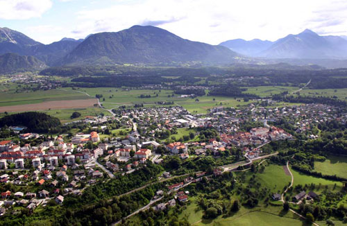 Naši asevi jedva čekaju sutra prošetat centrom, valjda će imat vrimena... 