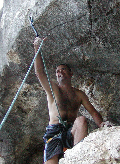 Volia je Majku Gredu, poštiva je golden standard, nije se žalia na uvjete, nije se ima naviku zagrijavat, ulazia je u Krokodile sa smješkom, širia je energiju i raspoloženje oko sebe! Asu, živiš vječno...