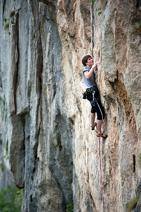 Niksi tijekom fleš uspona u smjeru Winnetou (8a) / Foto: Tambača