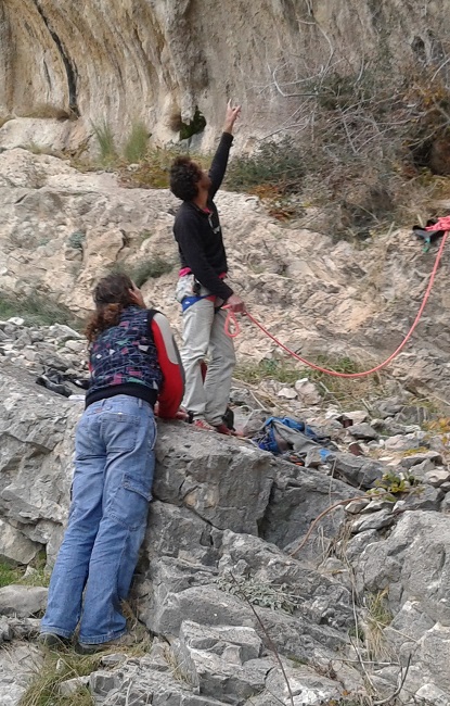 ... As objašnjava Robertu pokrete u Revoluciji!