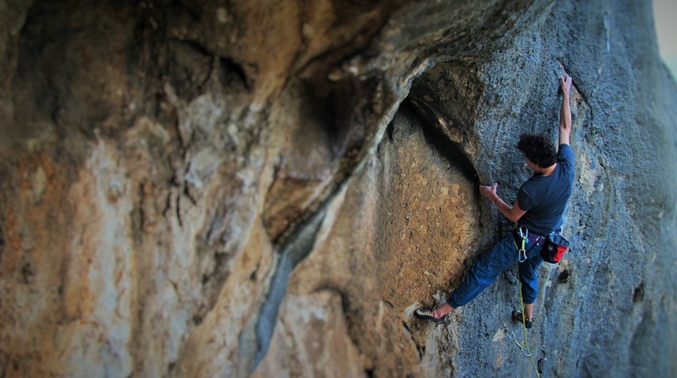 ... Sandra skida paučinu...