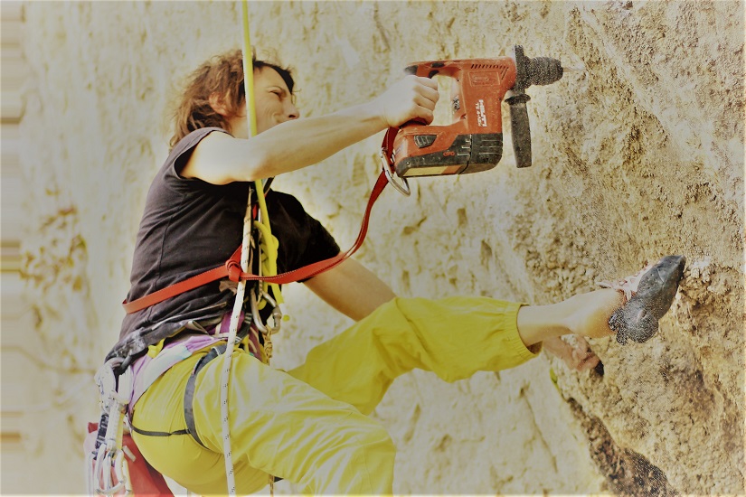 ... Naše žene su ovih dana strah i trepet na terenu ali i u kužini!