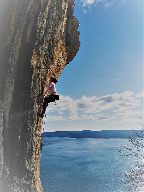 Klasik Barba Vinko u Mimicama je mnogima profilna i valjda ne triba objašnjavat zašto? U međuvremenu, ocjena mu se u zadnje vrime stabilizirala oko 7a+...  
