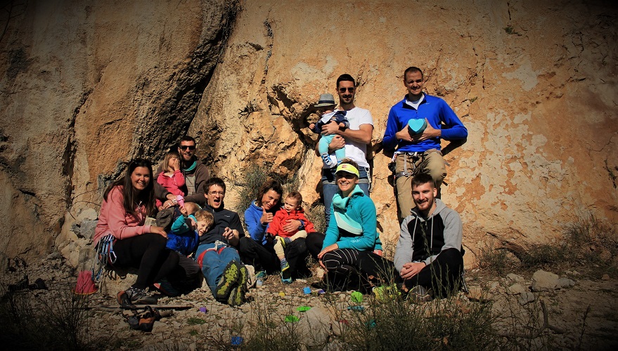 Miha & prijatelji Dobro razmislite želite li srest ovaj čopor na penjalištu :-)