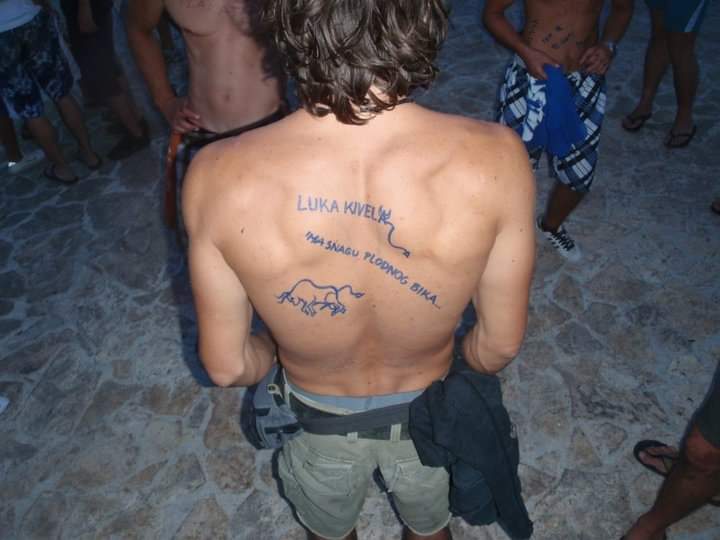 ...naravno da se ne sićamo koja je ovo godina bila :-)))