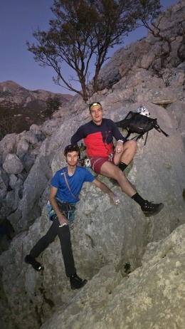 Na vrju Sa zadnjim zrakama svitla!