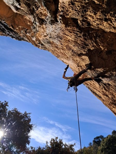 Bušenje od doli je jedini mogući način u prevjesima Centrale.